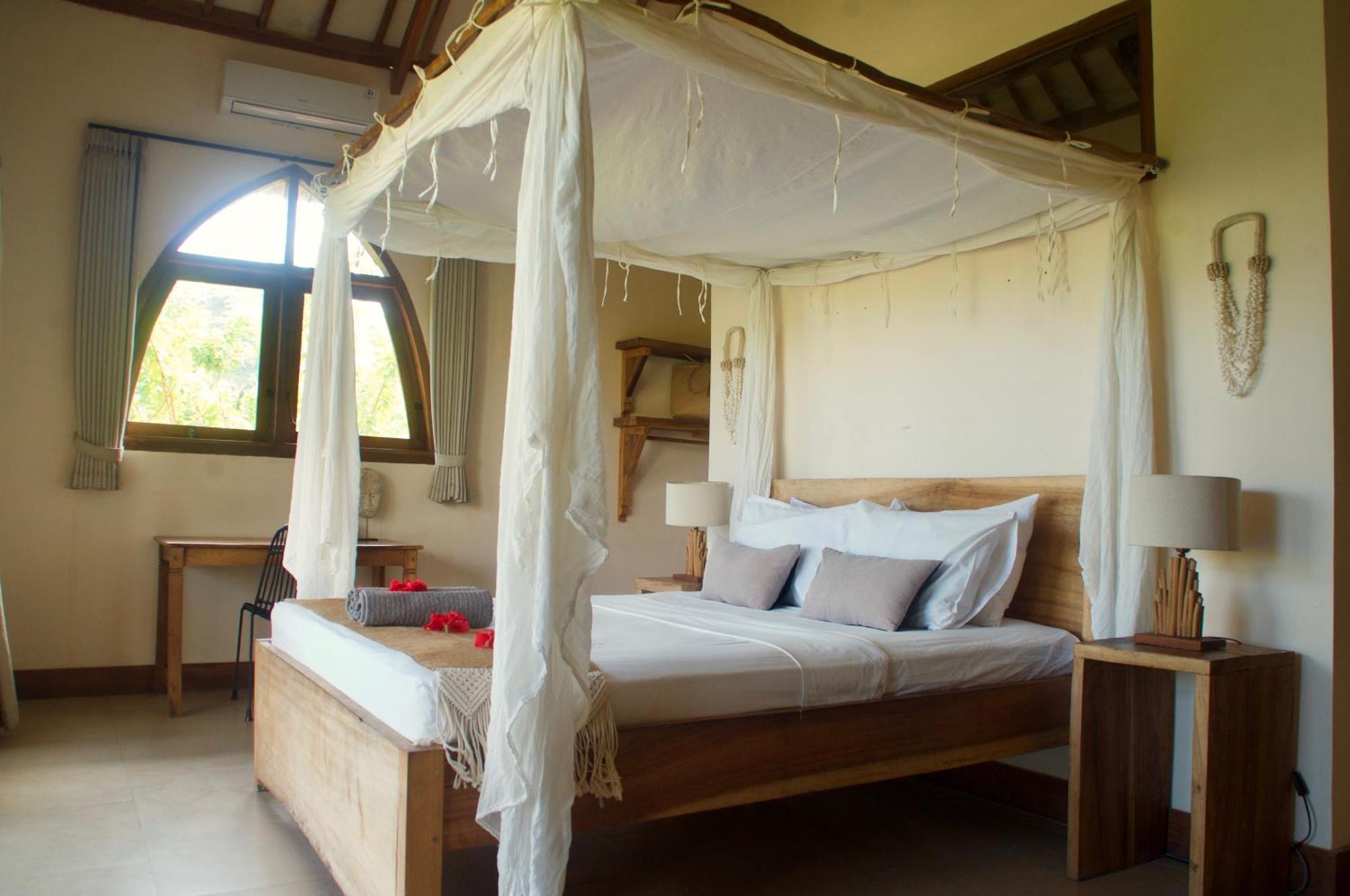 Owa Lodge Areguling Kuta  Phòng bức ảnh