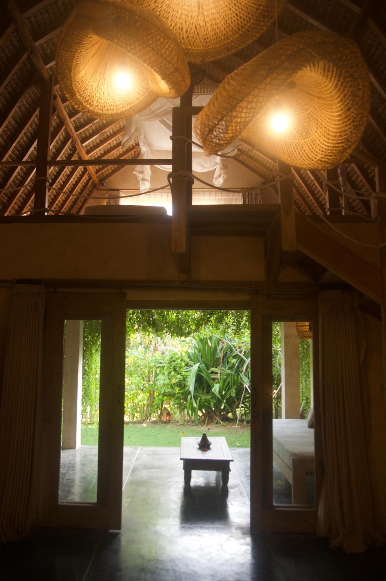 Owa Lodge Areguling Kuta  Phòng bức ảnh
