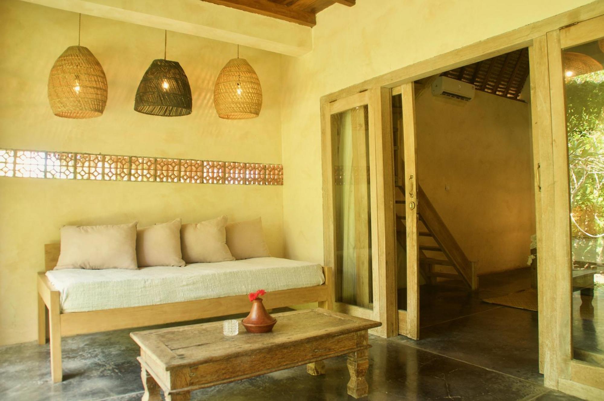 Owa Lodge Areguling Kuta  Phòng bức ảnh