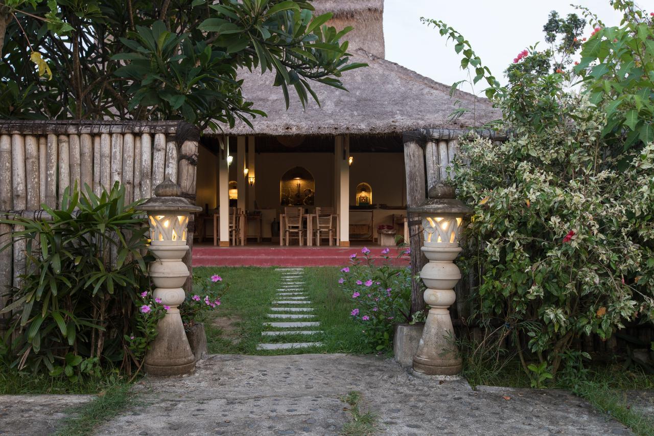 Owa Lodge Areguling Kuta  Ngoại thất bức ảnh
